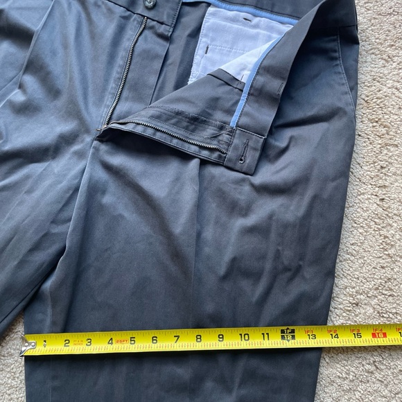 Dockers Relaxed Fit Men’s Pants 42x32 Dark Gray 100% Cotton - Picture 4 of 7